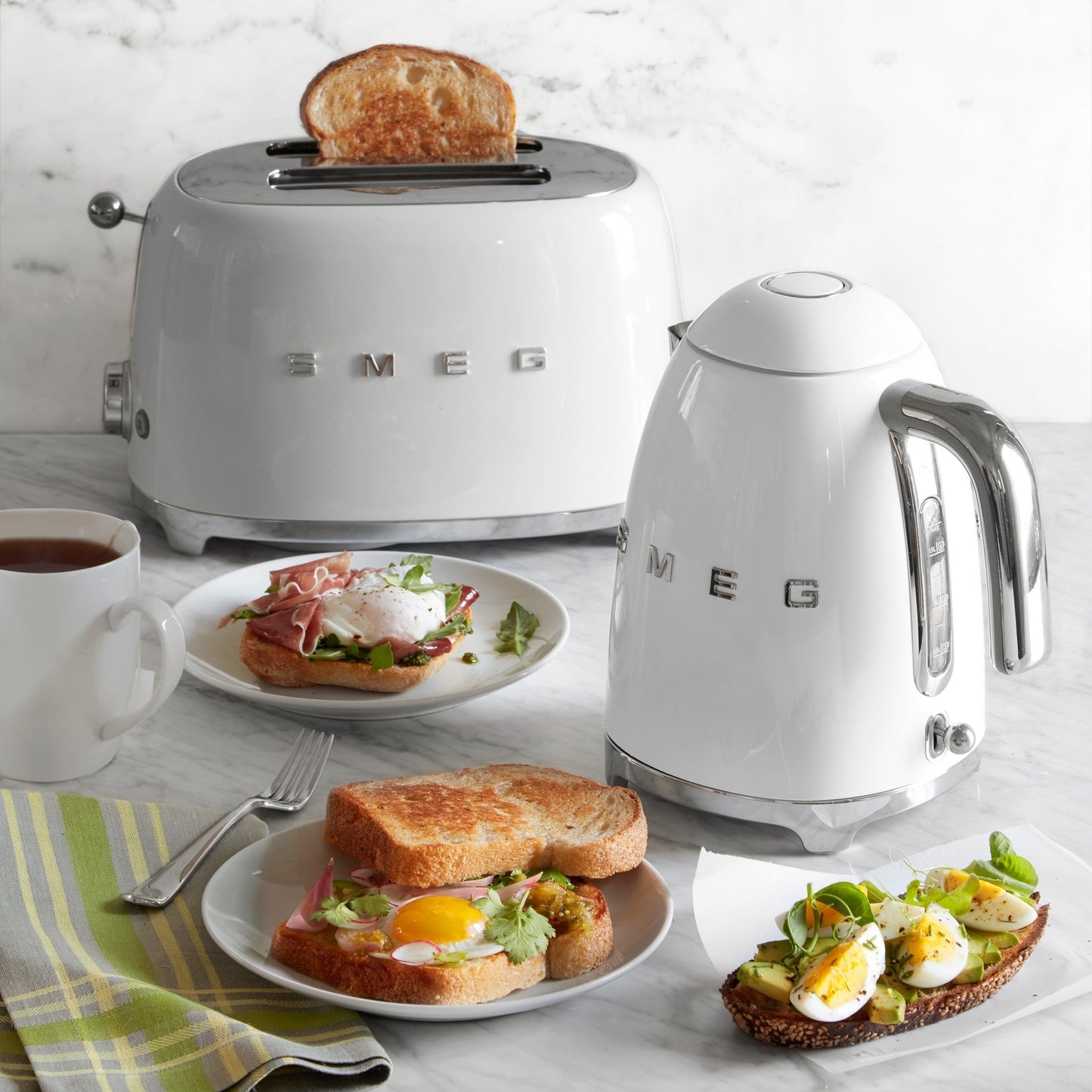 SMEG Electric Kettle 3D Logo
