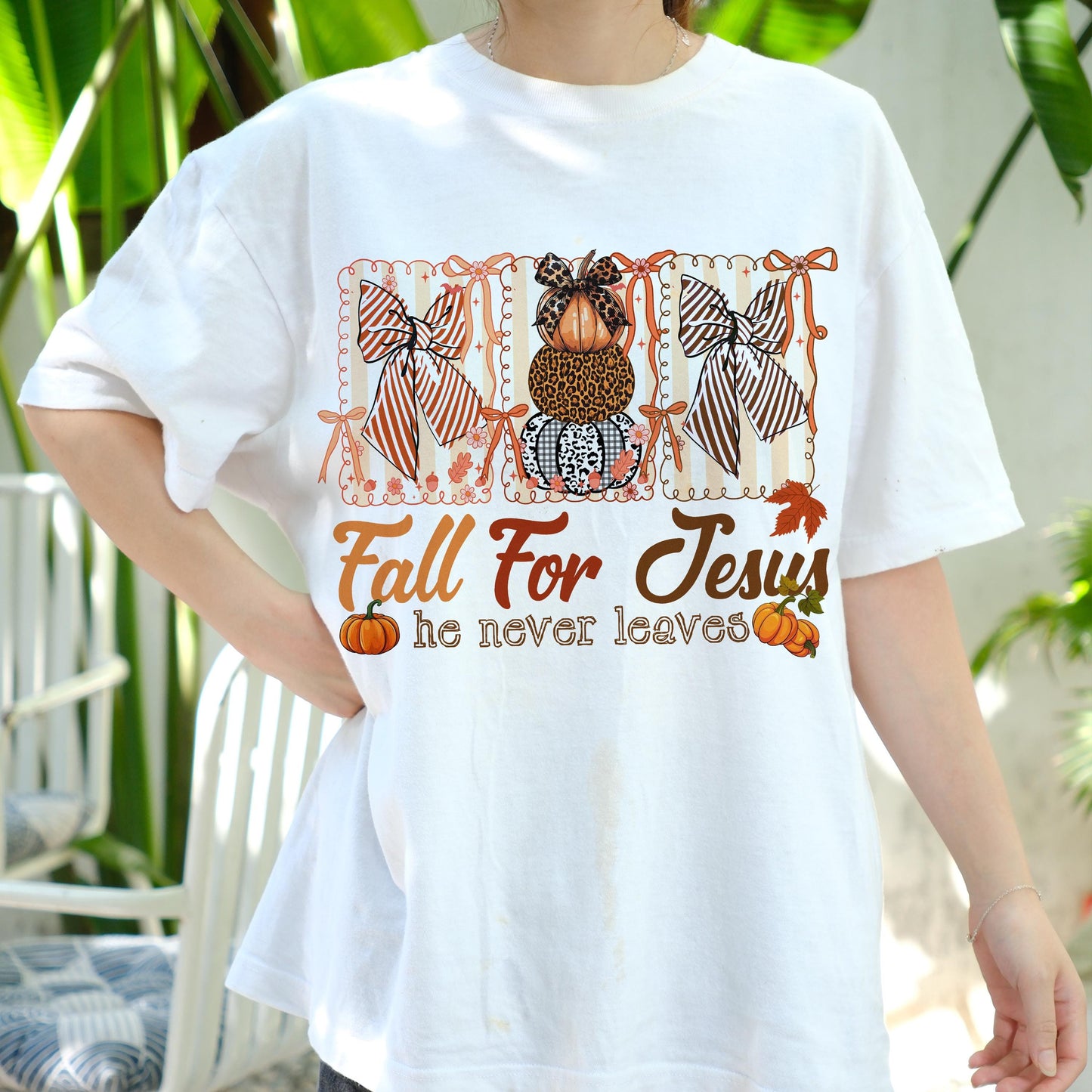 Fall For Jesus Shirt, Christian Pumpkin Tee, Faith Autumn T-Shirt, Religious Fall Graphic Tee, He Never Leaves, Church Outfit