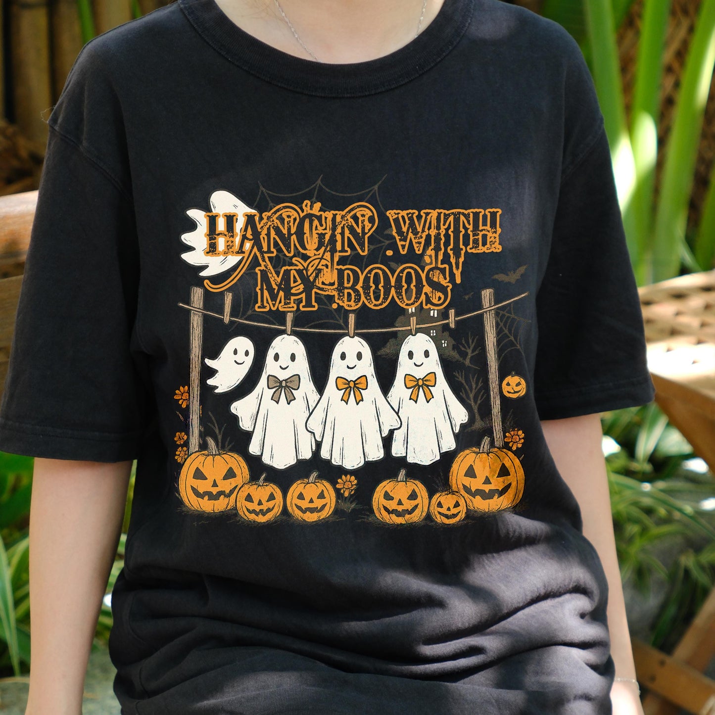 Hangin' With My Boos Shirt, Cute Ghost Friends Halloween Tee, Funny Spooky Season T-Shirt, Pumpkin Ghost Group Top, Fall Party Outfit