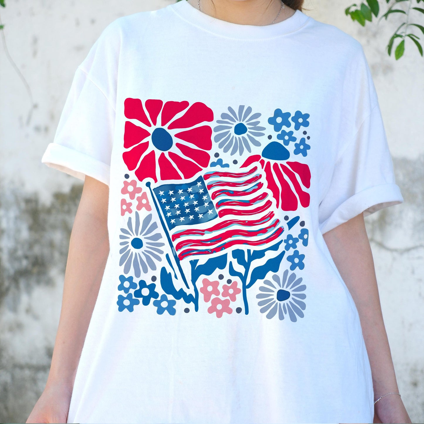 Patriotic Flower Flag Shirt, 4th of July Tee, American Flag Floral T-Shirt, Independence Day Top, USA Summer Shirt, Memorial Day Gift
