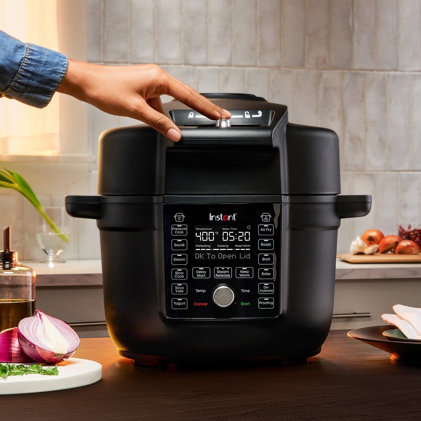 Instant Pot Duo Crisp Ultimate Lid, 6.5 Qt Air Fryer & Pressure Cooker Combo