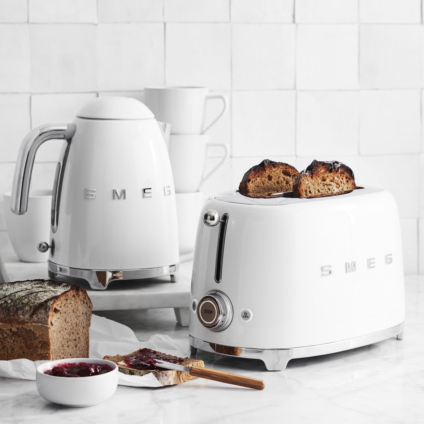 SMEG Electric Kettle 3D Logo