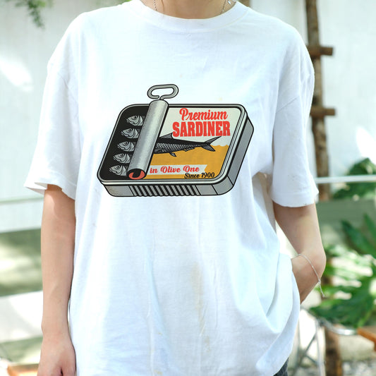 Premium Sardine Shirt, Funny Retro Fish Can Tee, Vintage Food Graphic T-Shirt, Quirky Ocean Aesthetic Tee, Ironic Seafood Lover Gift