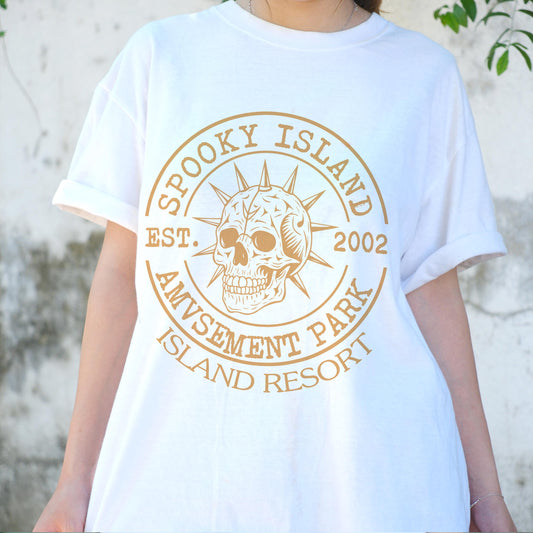 Spooky Island Skull T-Shirt, Vintage Amusement Park Graphic Tee, Halloween Island Resort Shirt, Funny Creepy Horror Aesthetic Top
