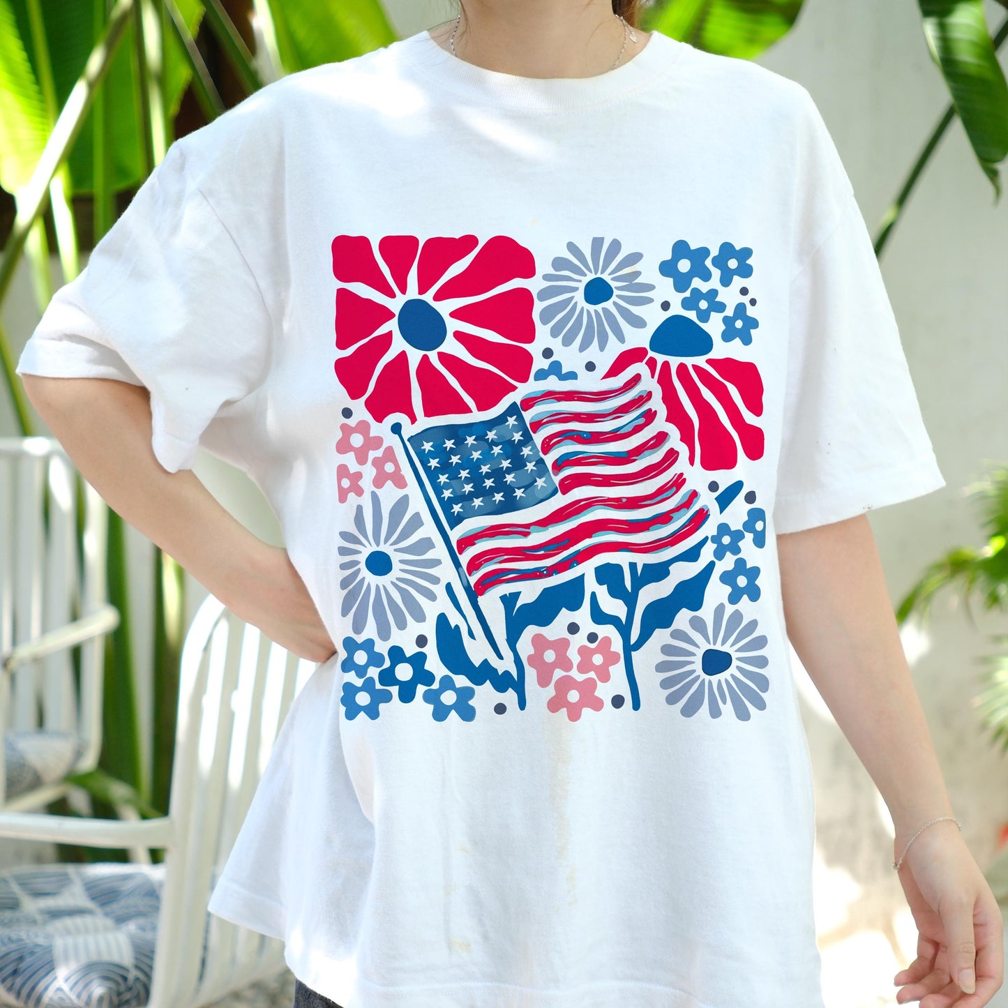 Patriotic Flower Flag Shirt, 4th of July Tee, American Flag Floral T-Shirt, Independence Day Top, USA Summer Shirt, Memorial Day Gift