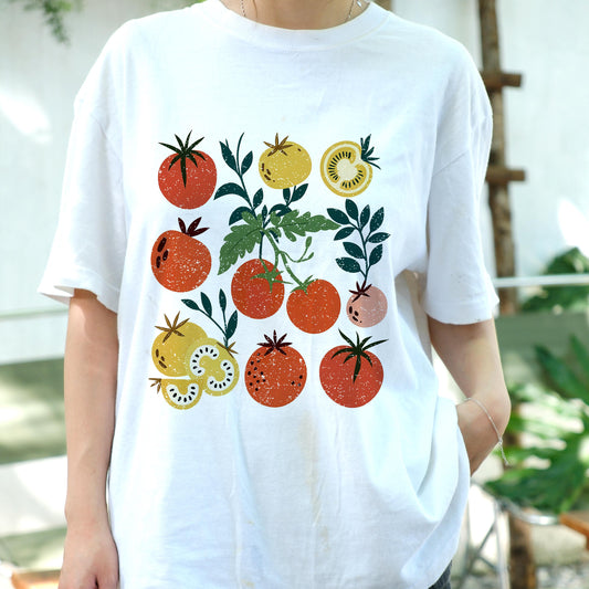 Vintage Tomato Garden Shirt, Cute Heirloom Tomato Graphic Tee, Farmer’s Market Vegetable Shirt, Retro Veggie Plant Lover Gift Tee