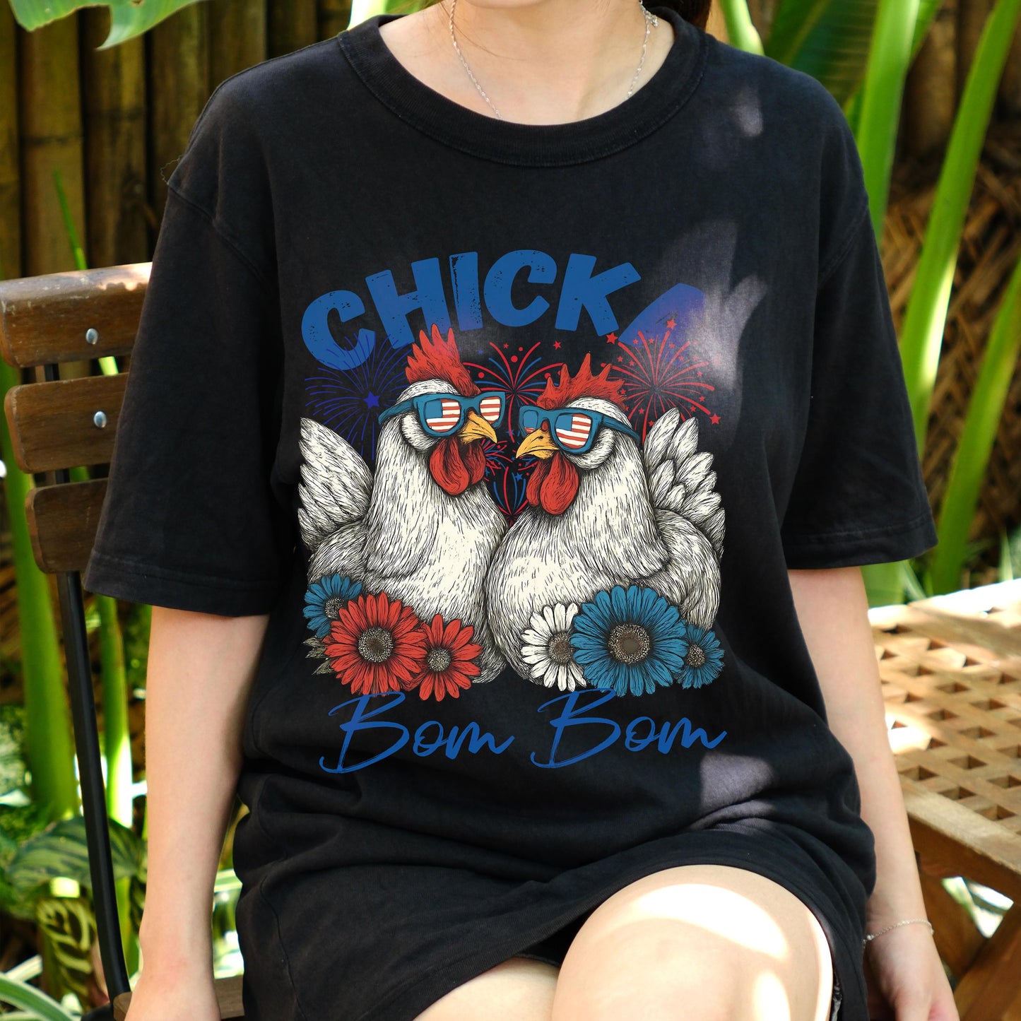 Chicka Bom Bom Chicken Shirt, Patriotic Chicken 4th of July Tee, Funny Farm Animal T-Shirt, USA Celebration Graphic Tee for Women Men