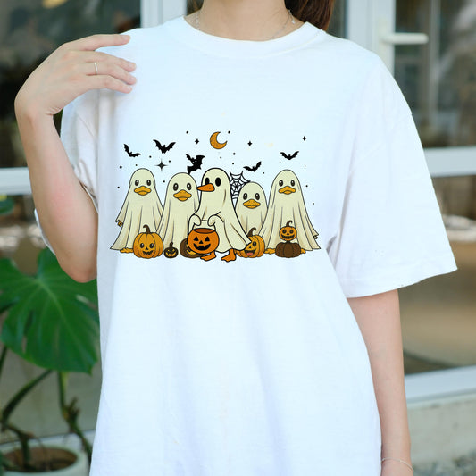 Ghost Duck Halloween Shirt, Cute Spooky Duck Tee, Funny Trick or Treat Goose T-Shirt, Pumpkin Costume Animal Tee, Fall Halloween Outfit