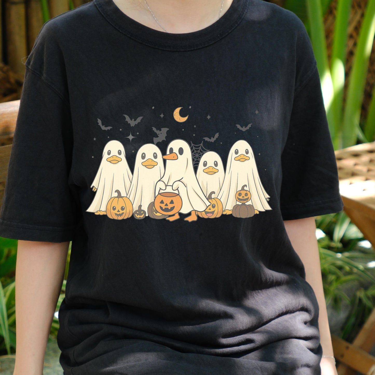Ghost Duck Halloween Shirt, Cute Spooky Duck Tee, Funny Trick or Treat Goose T-Shirt, Pumpkin Costume Animal Tee, Fall Halloween Outfit