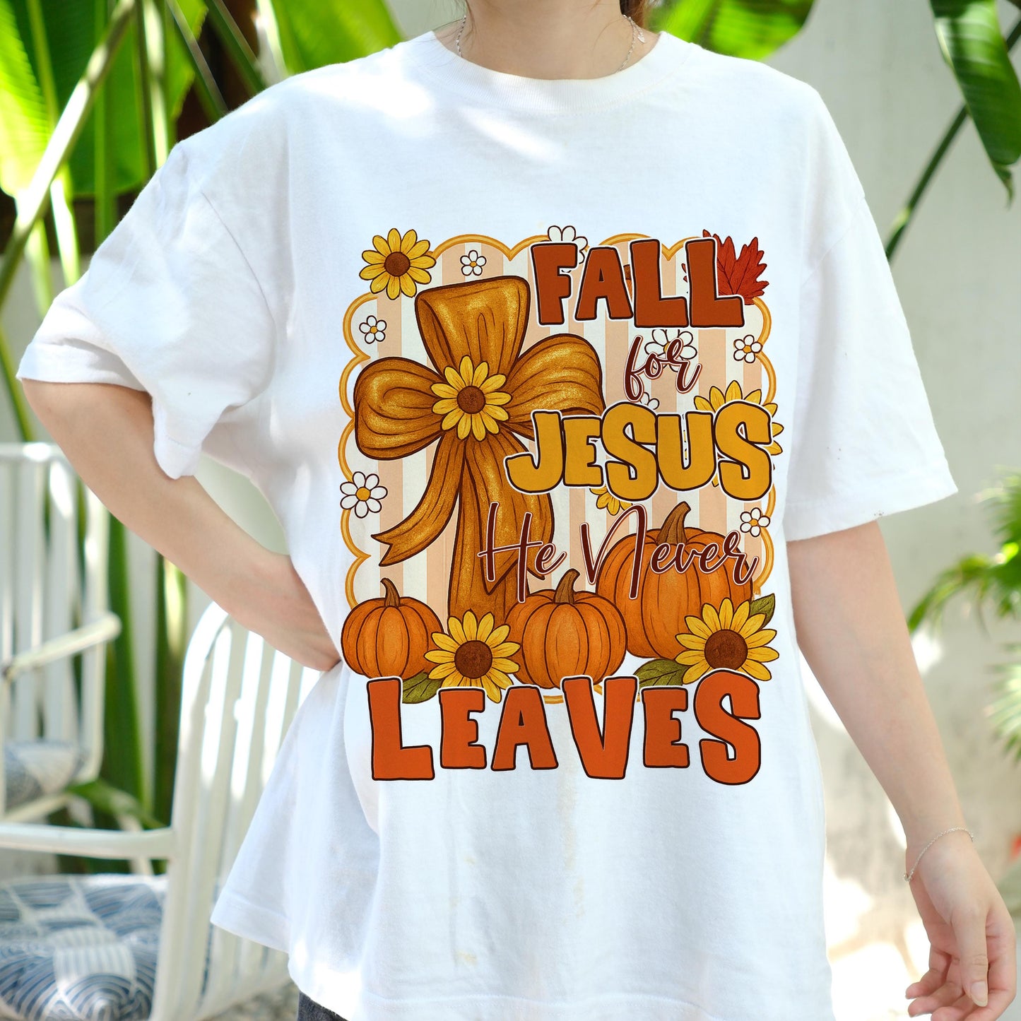 Fall For Jesus Shirt, He Never Leaves Tee, Christian Pumpkin T-Shirt, Faith Autumn Top, Religious Fall Graphic Tee, Church Outfit